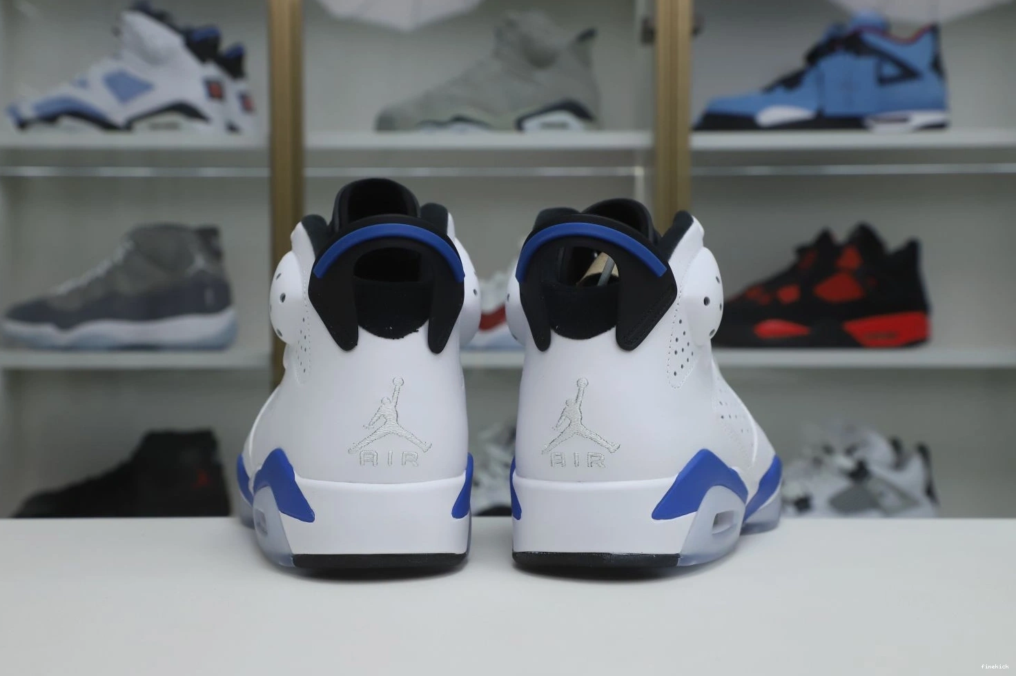 6 JORDAN RETRO SPORT AIR BLUE 0730